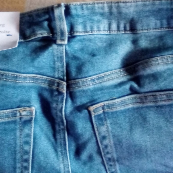 NEW COPY - Stretchy skinny Jeans - Picture 4 of 7